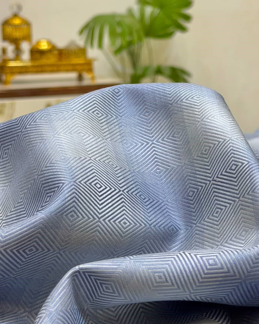 AradiLuxe Scarves